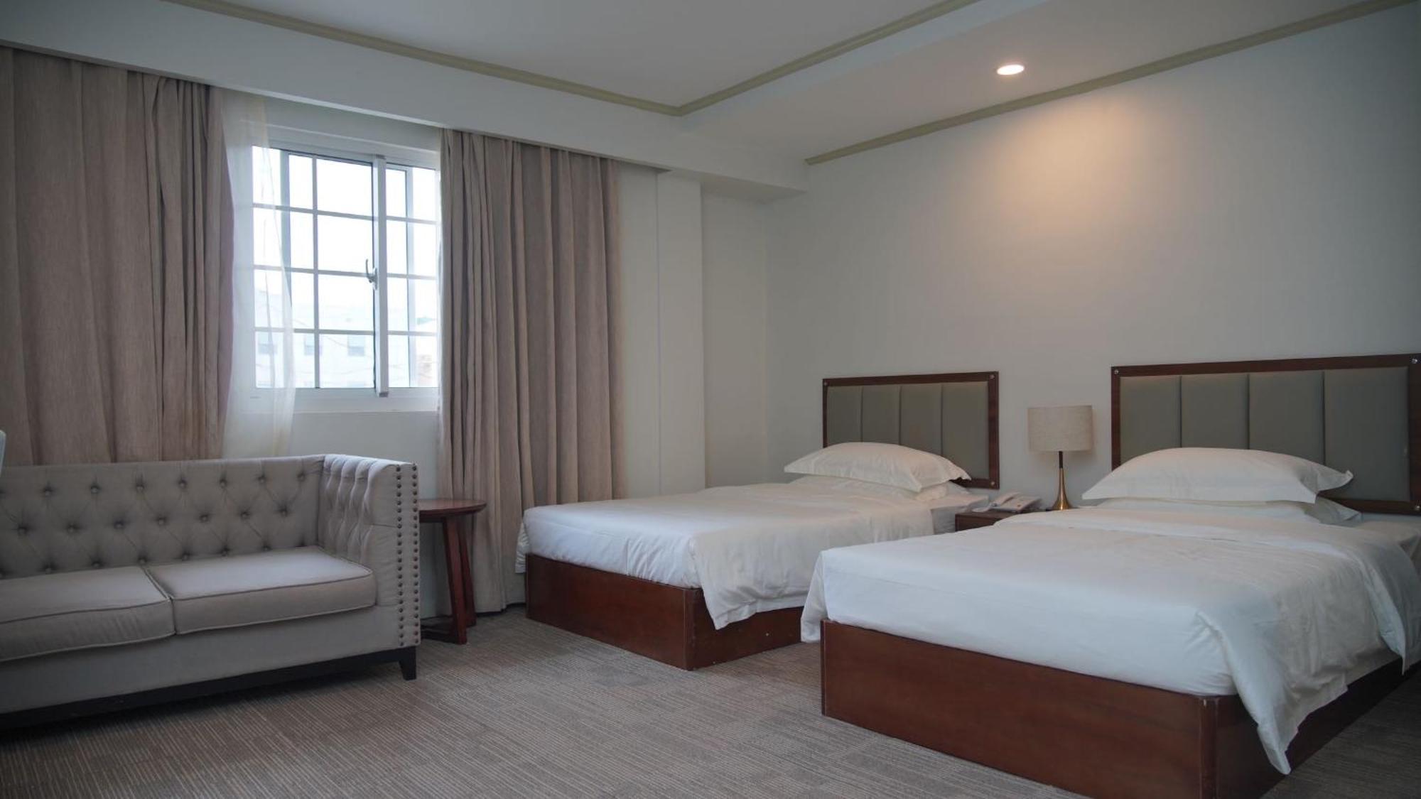 Water Bay Hotel Saipan Garapan Zewnętrze zdjęcie